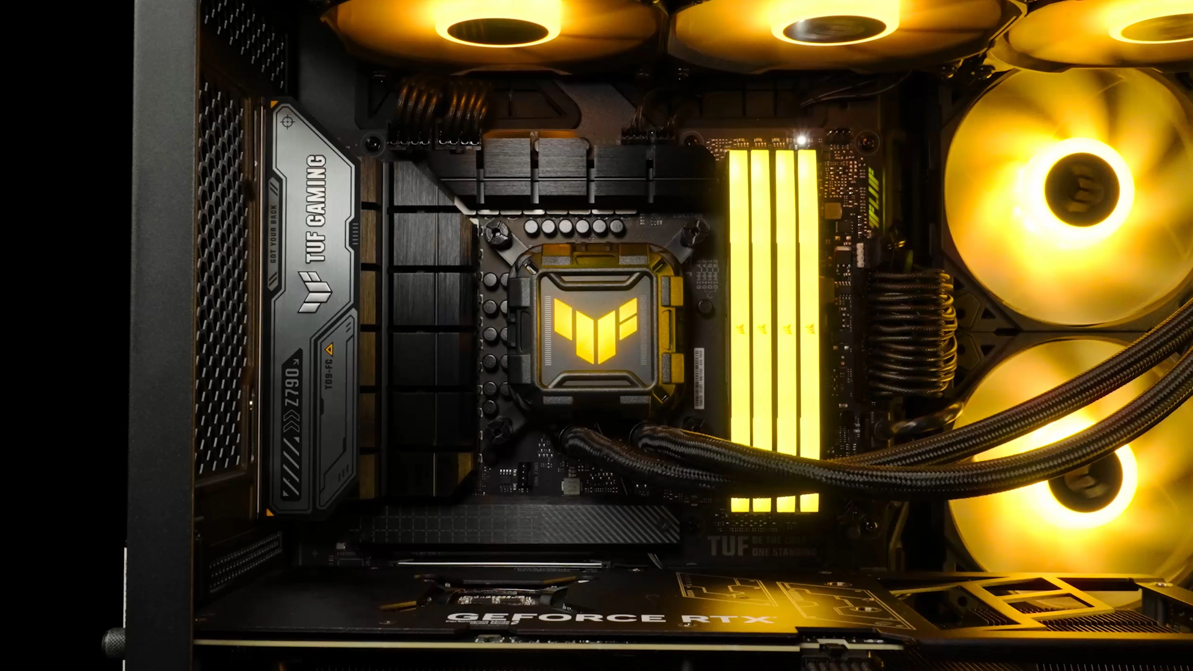 ASUS TUF Gaming LC II 360 ARGB bemutató