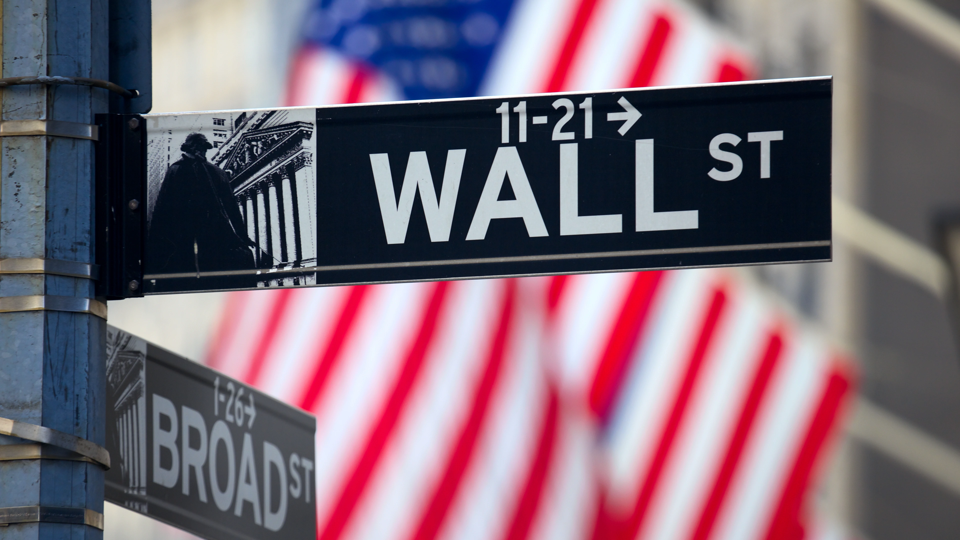 Wall Street-i cégeket vettek célba kibertámadók